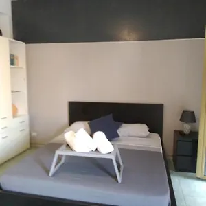 Studio Garden Center Special Place For Digital Nomad More Less Pay Contact Us 0 0 3 9 3 4 9 1 0 2 6 1 6 1 Italia