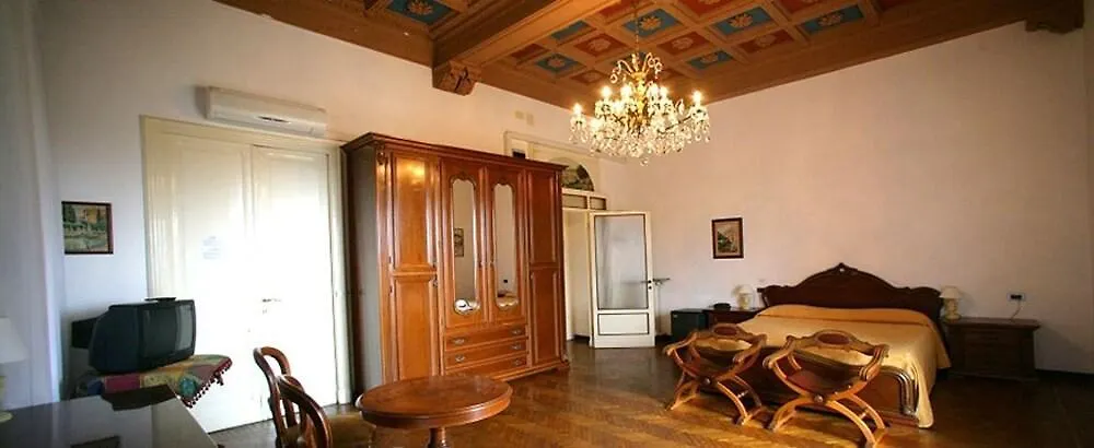 Hotel La Vela-Castello Il Rifugio Santa Margherita Ligure 3*,
